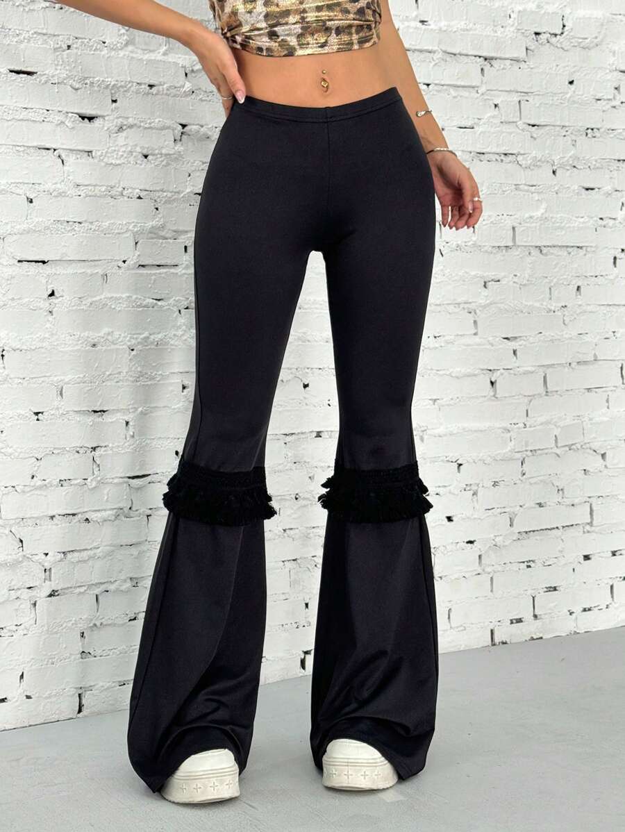 SHEIN EZwear بنطلون نسائي منخفض الخصر بحاشية دانتيل مُنسبل - الأسود - مشاهدة 1