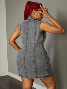 SHEIN SXY Plus Size Casual Washed Vintage Front Button Sleeveless Fitted Denim Dress - Blue - View 2