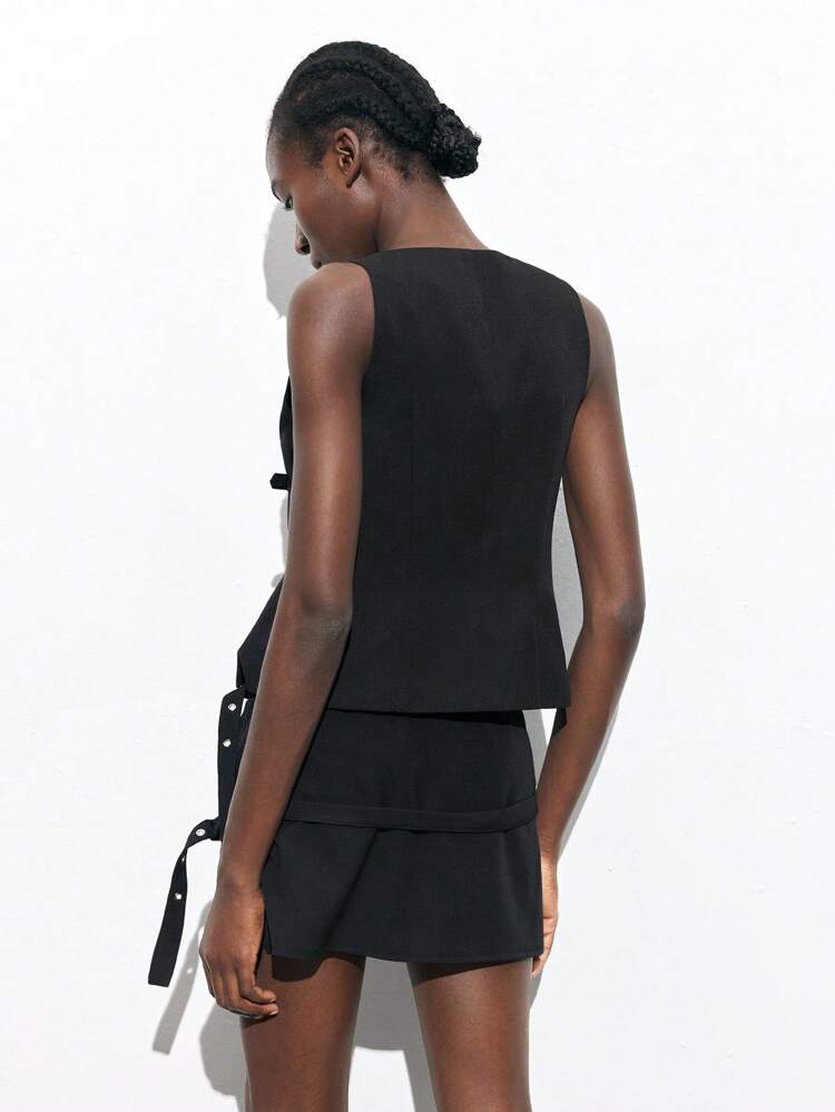 SHEIN Maija Women's Black Adjustable Button Open Hem Square Neck Sleeveless Top