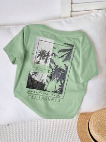 Young Boy Graphic Print Round Neck Short Sleeve T-Shirt
