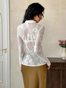 EastFlair Blusa de manga larga con pliegues y patrón floral en malla, estilo oriental
