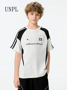 SHEIN Explorewe Camiseta de manga corta con estampado gráfico de letras y bloques de color para niño preadolescente - Blanco - Ver 3