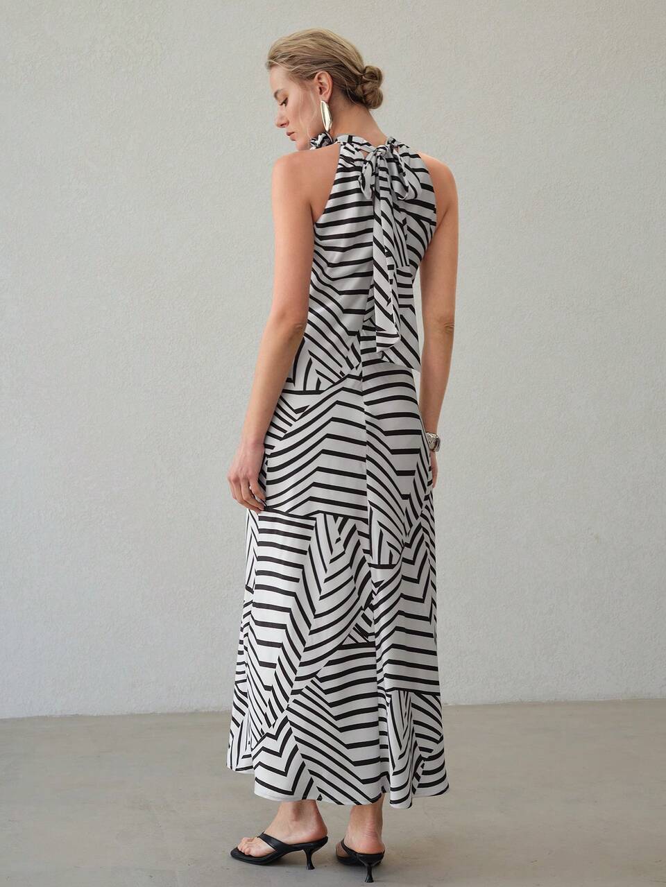 STRIPED TEXTURED STEREO FLORAL DRESS