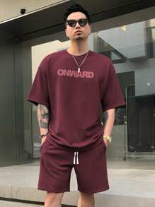 DAZY Men's Letter Print Wine Red T-Shirt Set, Summer