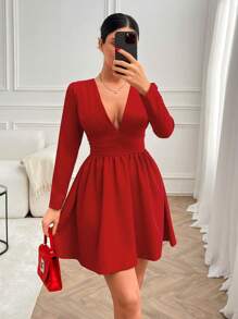 SHEIN Damen Einfarbiges langes Kleid mit tiefem V-Ausschnitt, langen Ärmeln und Raffungen, modisches Design