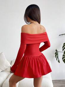 SHEIN EZwear Vestido corto rojo con hombros descubiertos y drapeado - Rojo - Ver 2