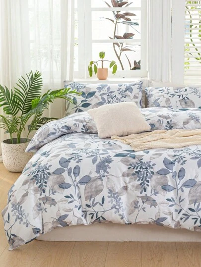 这款三件套叶花图案被套采用超柔软透气的高品质超细纤维面料制成，四季皆宜，可机洗，不易褪色、起球、防缩水、抗皱，时尚百搭，适合波西米亚风/农舍风/现代简约风卧室装饰，易于保养。