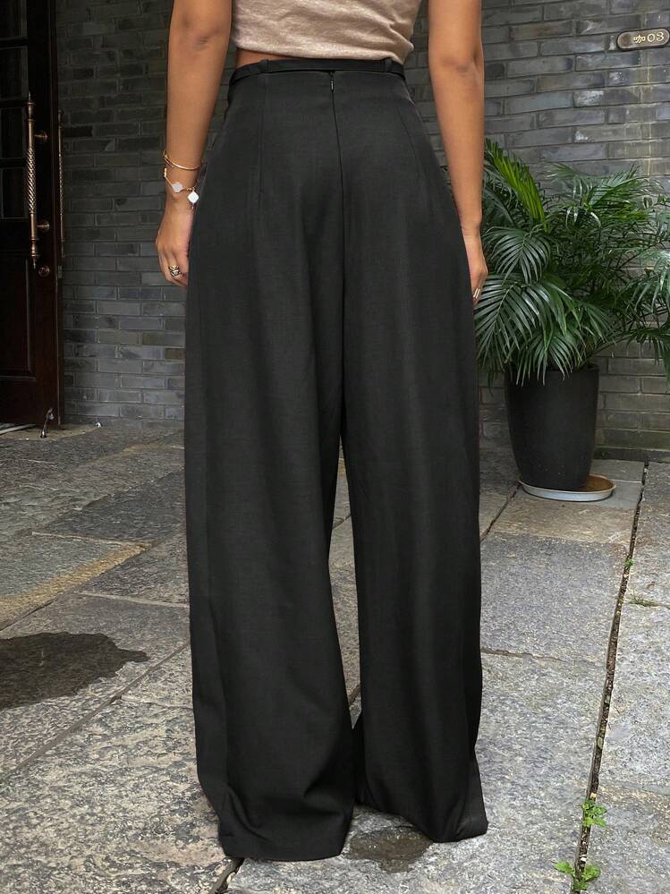 Livesso بنطلون نسائي عرض الساق ذو لون أحادي مع سحاب وخيط سحب، تصميم صيفي - الأسود - مشاهدة 2