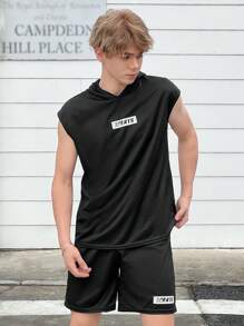 SHEIN 青少年男孩寬鬆運動連帽上衣和短褲套裝，印有字母印花