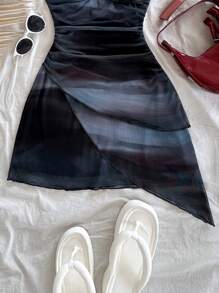 Soleia 性感复古渐变色露背 V 领网眼褶皱不对称下摆浪漫假日迷你连衣裙，女士沙滩装