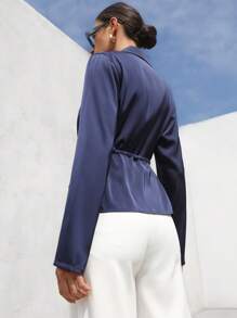Aveloria Modichic 通勤专业百搭成熟优雅品质简约时尚翻领腰带设计长袖女式衬衫 - 藏蓝色 - 查看 3