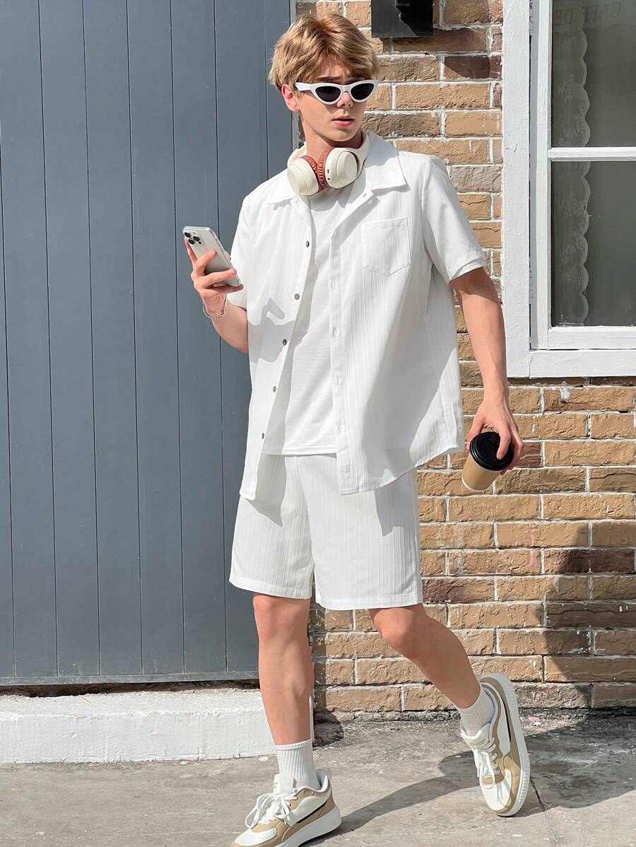 SHEIN Teen Boy Casual Beach Waves Wide-Collar Short Sleeve Shirt And Shorts Two-Piece Set