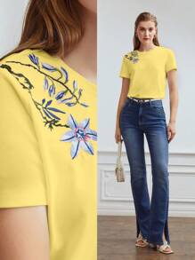 MOTF PREMIUM FLOWER EMBROIDERY SHORT SLEEVE T-SHIRT