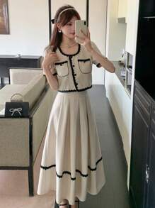 DAZY Bộ 2 món áo và chân váy nữ cổ tròn tay phồng cài cúc phía trước, phối ren tương phản, thanh lịch. - Màu be - Xem 6