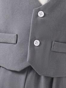 Conjunto de 3 piezas para bebé niño que incluye chaleco con cuello en V y botones, pantalones de traje y gorro - Multicolor - Ver 5