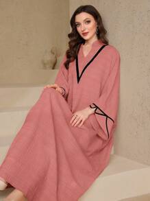 Al Najma Women's Traditional Turkish & Arabic Style Cut-Out Collar Batwing Sleeve Long Tunic Dress Modest, Kaftan - Red - View 3