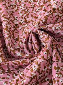 SHEIN LUNE Plus Size Vacation Casual Ditsy Floral Trumpet Sleeve Shirt