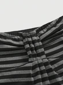 ROMWE Goth Spring/Summer Casual Baech Y2K Style Striped Cropped Camisole Top - Black - View 3