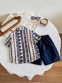 2 件装年轻男童休闲度假风格趣味热带植物复古图案短袖衬衫和工作服口袋宽松短裤两件套，适合春夏季节，适合户外度假、上学、运动和居家穿着 - 彩色 - 查看 2