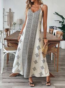SHEIN Clasi Women's Elegant Casual Vacation Retro Print Loose V-Neck A-Line Dress