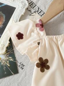 SHEIN Vintaside Kids فستان أطفال بناتي صيفي مطرز بالأزهار، بياقة مربعة مع أكمام منتفخة، مجموعة ملابس أساسية للخروج