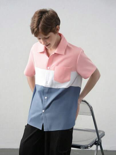 SHEIN Tween男孩的寬鬆休閒短袖拼色拼接襯衫,適用於tween
