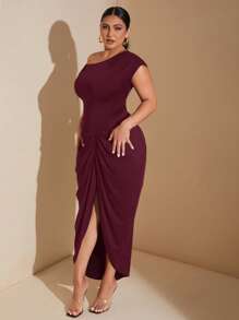 SHEIN PETITE CURVE Plus Size Women's Elegant Date Party Black Stretch Knit Comfort Gathered Details Draped Dress Asymmetric Hem Slit Midi Dress, Suitable For People Of Shorter Stature - Burgundy - View 3