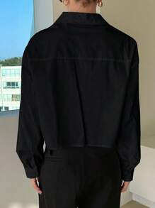 DAZY 纯色翻领短款女式长袖衬衫，返校服装短款女式上衣