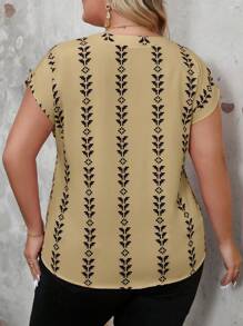 SHEIN Clasi Stylish Plus Size Women's Printed Short Sleeve Blouse - Camel - View 2