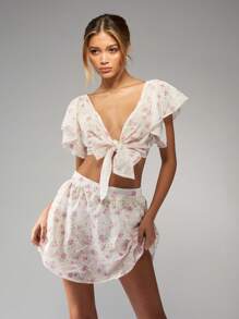 MISSGUIDED Floral Frill Sleeves Tie Front Crop Bardot Top And Loose Fit Shorts Two Piece Co Ord Set - Multicolor - View 1