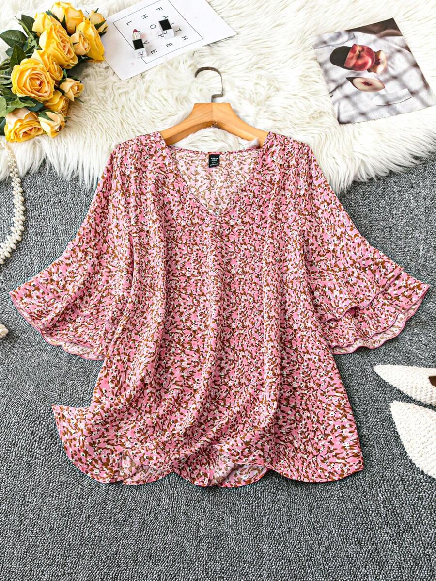 SHEIN LUNE Plus Size Vacation Casual Ditsy Floral Trumpet Sleeve Shirt
