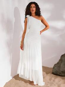 Opulessa 优雅纯色不对称领连衣裙