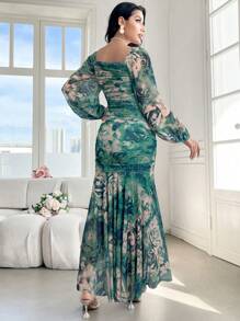 Modelyn Floral Print Squared Neck & Lantern Sleeve Bodycon Dress - Green - View 2