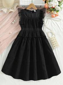 Tween Girl 优雅经典黑色褶皱腰连衣裙，特殊面料搭配柔软褶皱，高端品质，简约而精致，纯色无图案，纯美触动心灵。A 字剪裁，贴身剪裁，适合日常通勤、校园装扮或派对，展现独特魅力和青春活力 - 黑色 - 查看 8