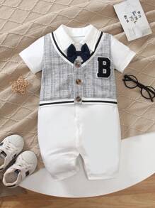 Baby Jungen Kleidung: Einfarbiger, kabelgestrickter Jacquard-Strickpullover, Zweiteiler mit V-Ausschnitt ärmellose Kontrast-Rüschen-Hemdkragen, Holzflecken-Strickjacke, einfarbiger kurzärmeliger Romper, Sommer Sport Retro Lässig Street Stil Marine Fliege 1 Stück, geeignet für Gentleman, Outdoor, Schule, Urlaubstragen - Grau - Übersicht 3