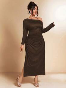 Cravure 大码女式纯色优雅不对称领口连衣裙 - 棕色 - 查看 5