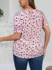 EMERY ROSE Plus Size Women's Ditsy Floral Round Neck Short Puff Sleeve Vacation Blouse