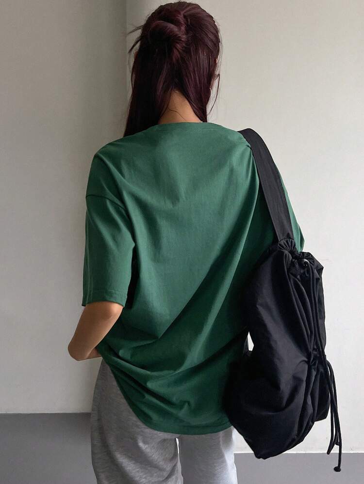 Women's Summer Loose Fit Slogan Print T-Shirt With Round Neckline And Dropped Shoulders Graphic Tee Oversized T-Shirt