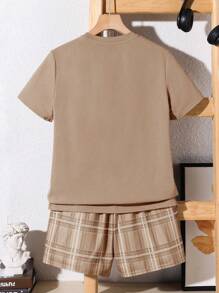 SHEIN 2 pièces/set Jeunes garçons Chemise t-shirt à manches courtes à décor de poche décontracté à carreaux et Short à carreaux Pyjama Set, Été
