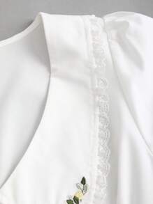 Sweetra Comfortable & Fashionable Embroidered Sweet Long Sleeve Blouse, Versatile For Everyday Wear - White - View 3