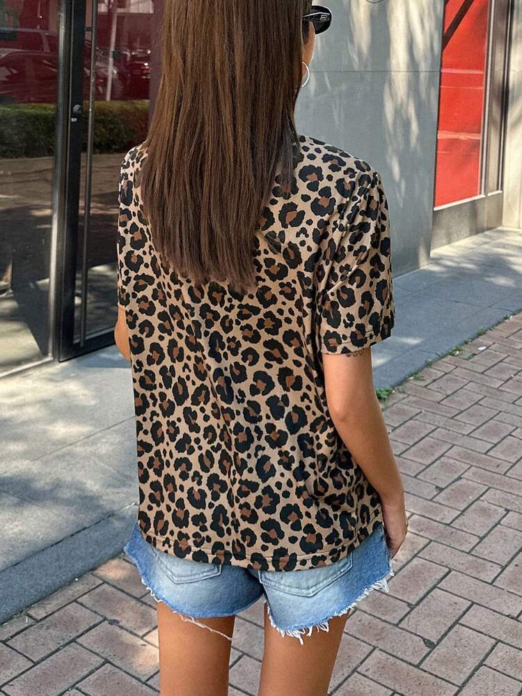 Women's Casual Round Neck T-Shirt Cheetah Print Leopard Print