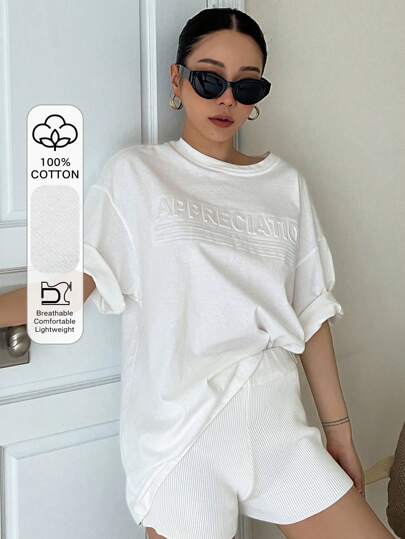 تي شيرت بأكمام منسدلة ذو نمط حرفي وقطع واسع