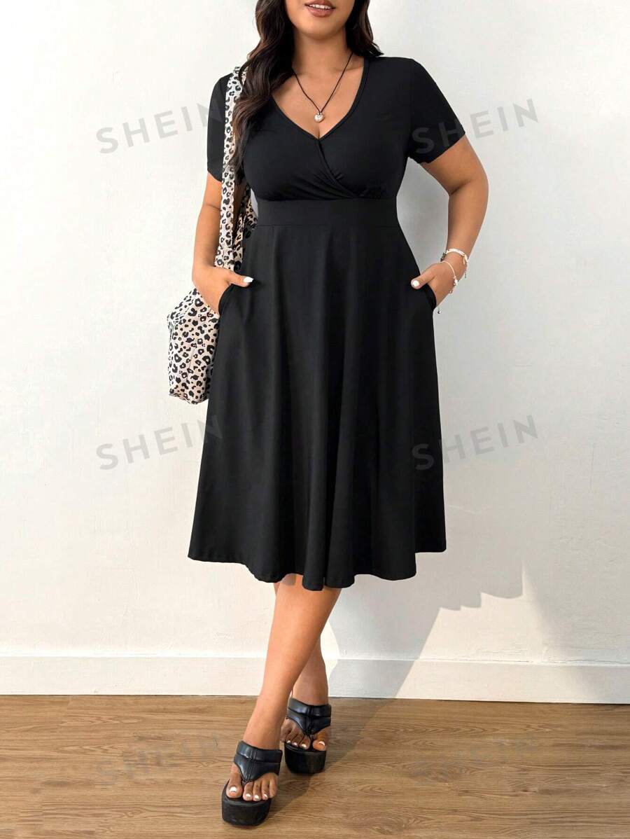 SHEIN EZwear Vestido casual largo con bolsillo y cuello en V para talla grande