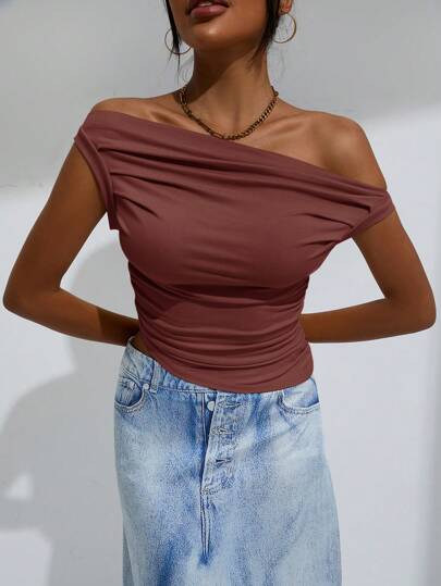 GENKIRA Top corto con cuello asimétrico y fruncido en el lateral