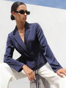 Aveloria Modichic 通勤专业百搭成熟优雅品质简约时尚翻领腰带设计长袖女式衬衫 - 藏蓝色 - 查看 4