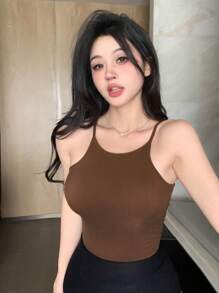 Joudiya Top ajustado de color solido sexy, Top corto de mujer con cuello redondo para primavera y verano - Marrón - Ver 4