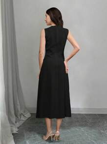Modelyn 1 Pc Women's Sleeveless V-Neck Solid Color Slim Fit Dress, Minimalist & Fashion - Black - View 2