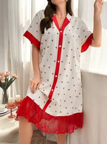 Serenescape Chemise de nuit ample à col en V avec imprimé cerises et bordure à volants en blocs de couleurs, tailles grandes - Multicolore - Voir 3