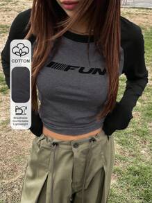 DAZY Letter Graphic Raglan Sleeve Crop Tee