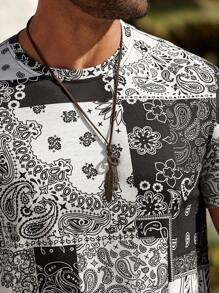 Manfinity RSRT Plus Size Men's Paisley Print Round Neck Short Sleeve T-Shirt And Drawstring Waist Shorts Set - Black - View 4